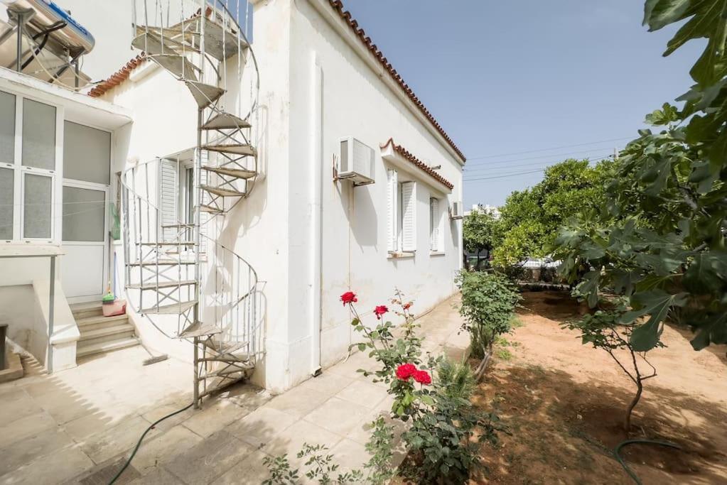 Дом отдыха Bright & Cozy House Near